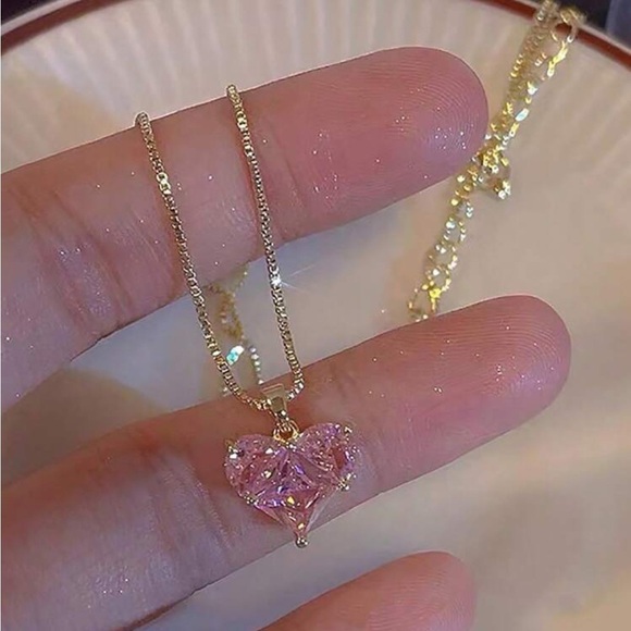 Jewelry - ⚠️Clearance Pink Heart Pendant Yellow Gold Necklace